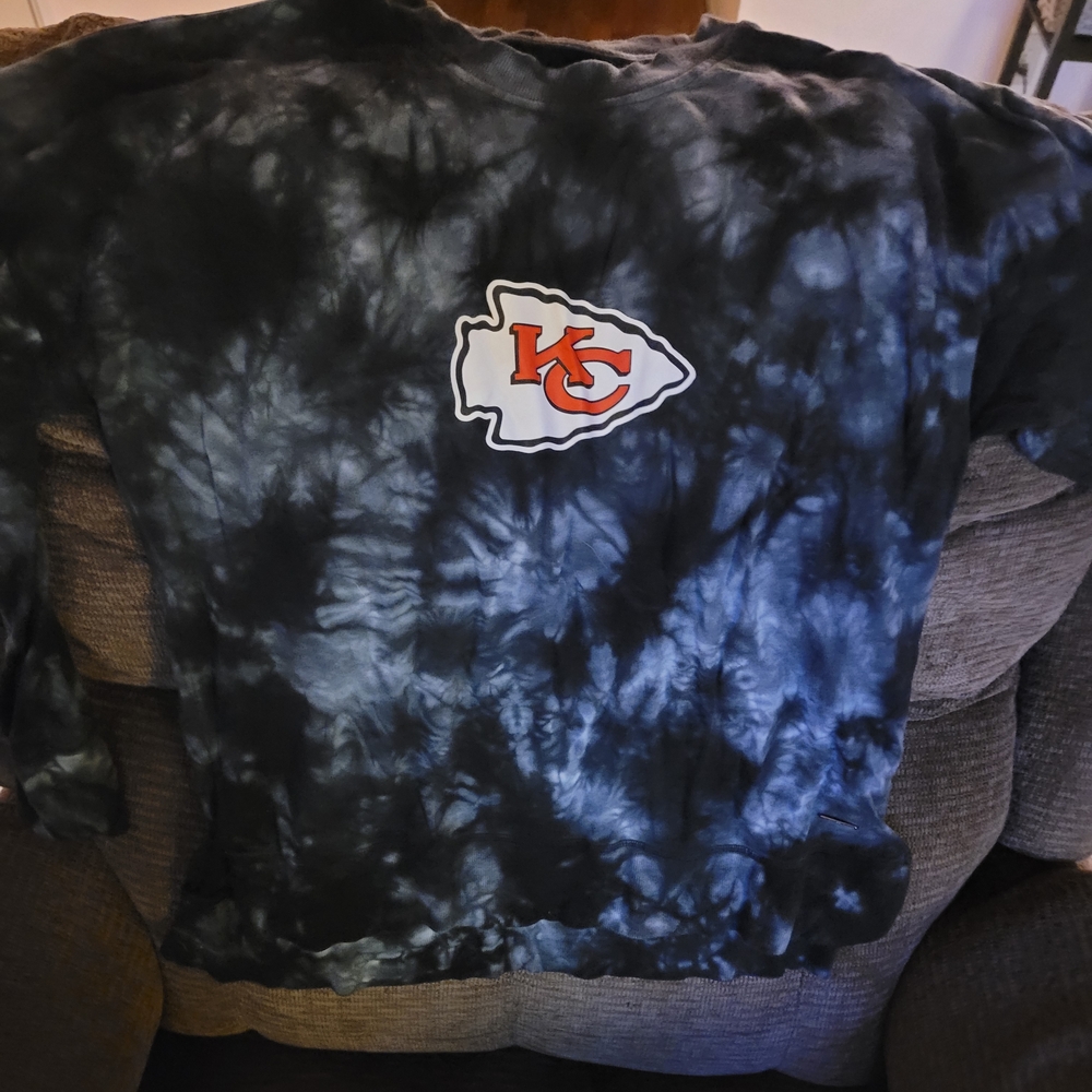 Women's Blue Tie-Dye Long Sleeve Tee